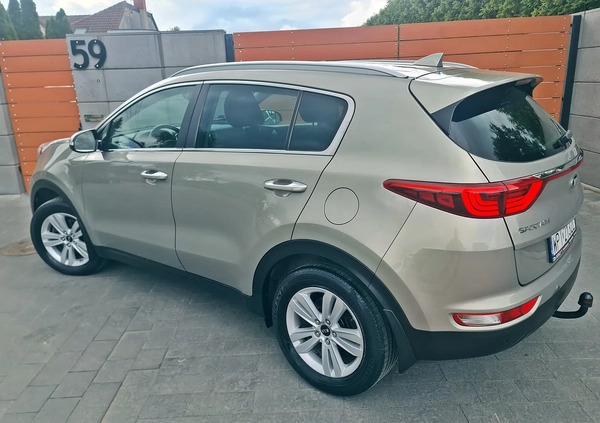 Kia Sportage cena 65999 przebieg: 137000, rok produkcji 2016 z Tuchów małe 326
